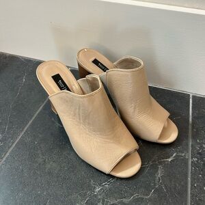 Steve Madden Women's Tan Peep-Toe Mules